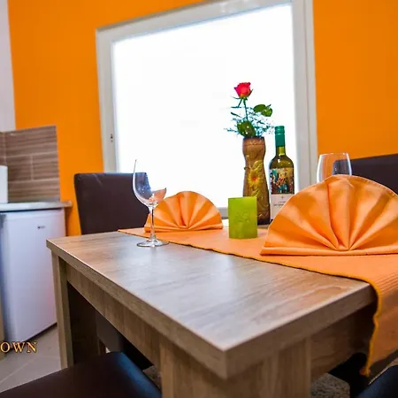 Downtown Lux Apartments, Apartman